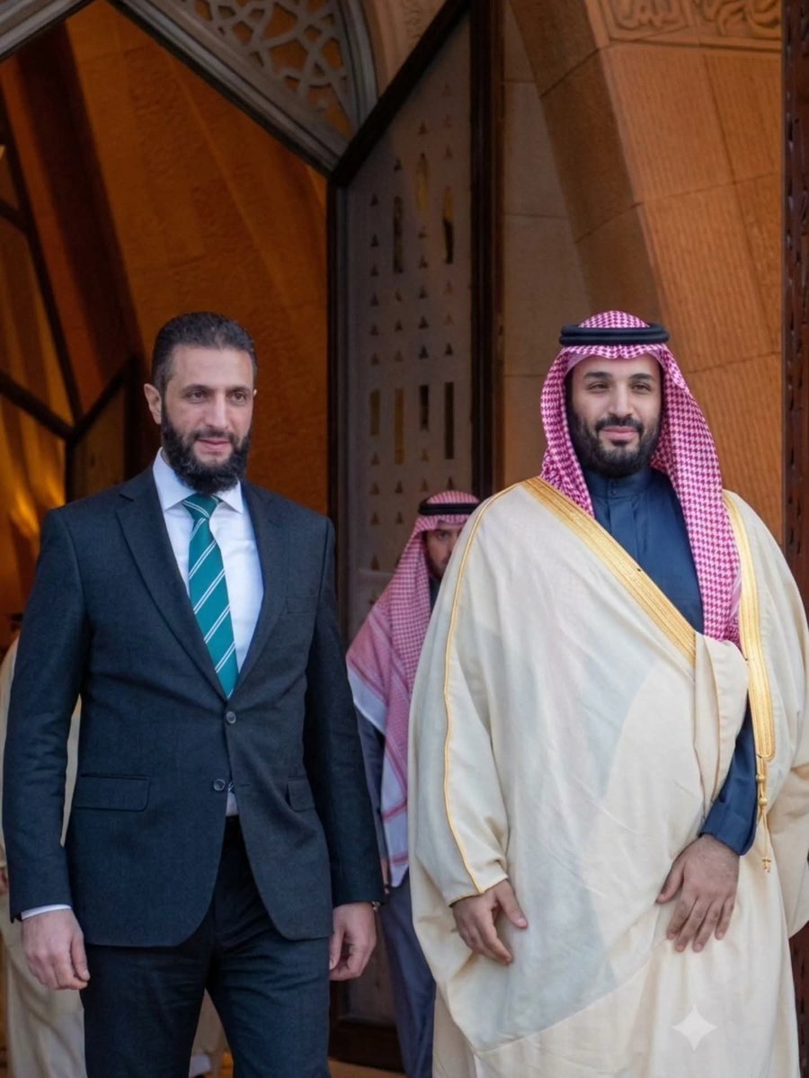 SSyria50155's tweet photo. امراء الشرق الاوسط حفظهما الله https://t.co/NtThGVUaze