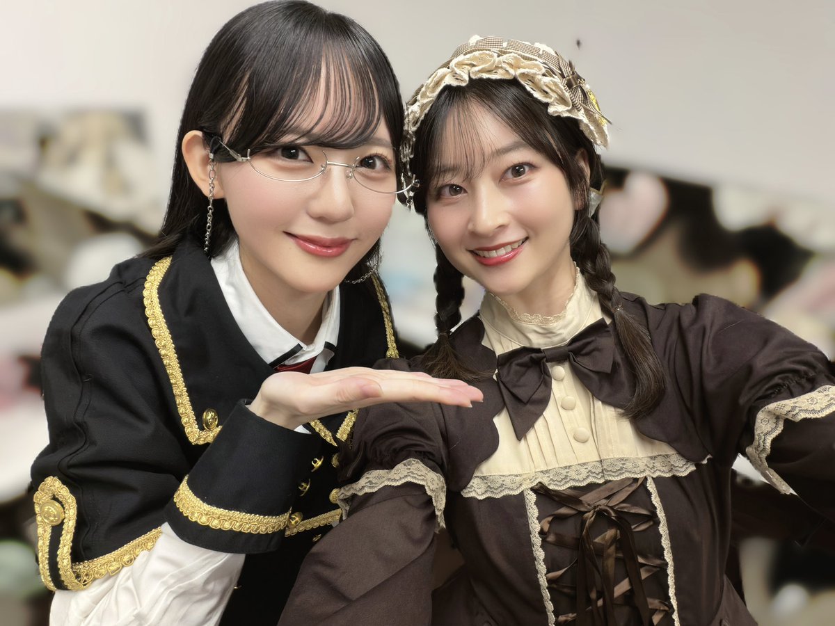 chiho_official_'s tweet photo. 昨日の載せきれてなかったお写真たち📷⟡.·
@kzk_asami_0105
@mai_narumin
@konaka_kana
#エンカウンター #MISIMALIVE https://t.co/dBc0GMXG18
