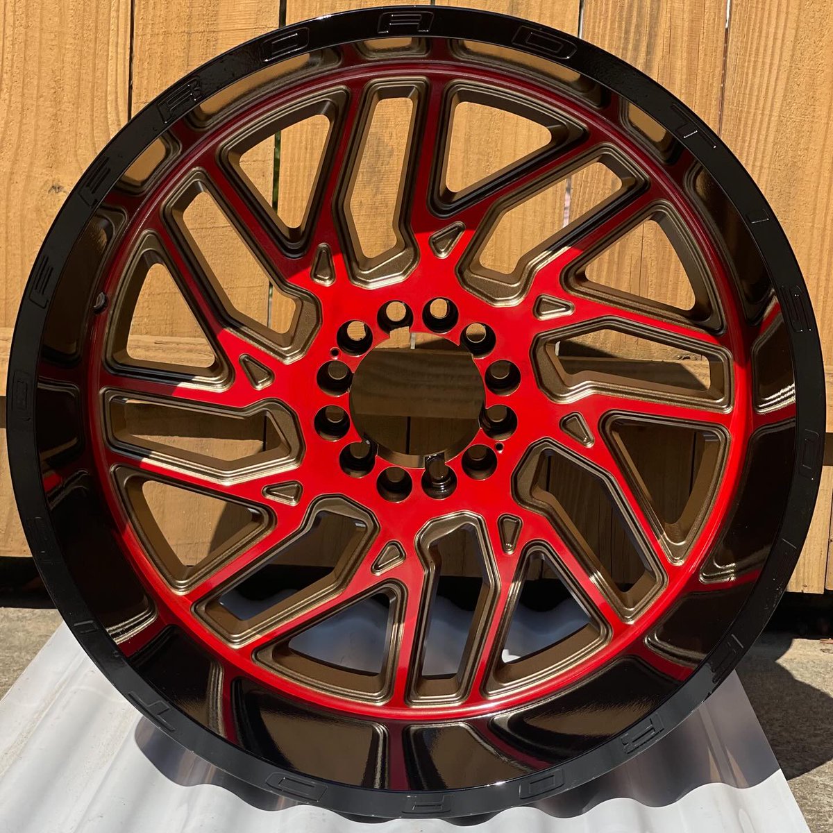 DavisBoken's tweet photo. TIS Wheels with a three-stage coating: Highland Bronze, Super Mirror Red, and OEM Black powders. https://t.co/lxMUoDe0nw
