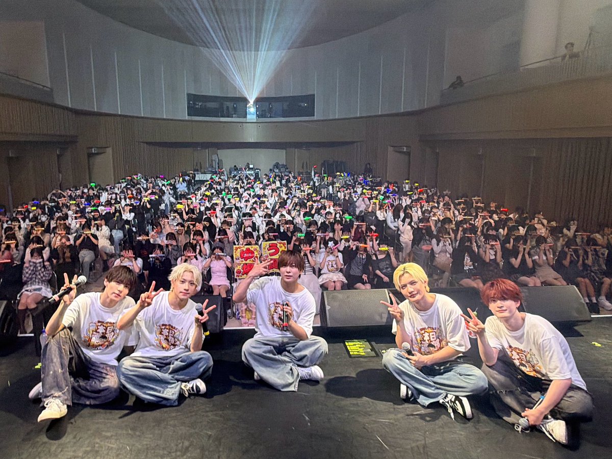 7min_official's tweet photo. 【7space vol.37 
~Hinomiya Yu Birthday Event~】

2日間ありがとうございました🤍⸝꙳.˖

夕のこだわりが詰まったライブはお楽しみいただけましたか？💭𖤐⡱

27歳の夕の応援も
よろしくお願いします❤️🎂

来月からついに5周年アニバーサリーツアーが開幕します🃏🥀🗝
是非お待ちしております⋆͛📢⋆

 #セブンミニット