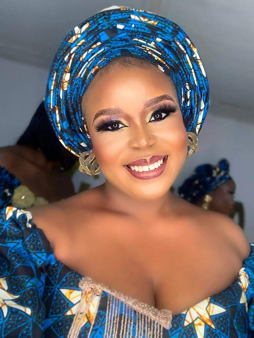 omolaraeni81's tweet photo. Happy birthday to someone truly special and the strongest woman I have ever known, a resilient soul who keeps smiling even through the hardest of times. I celebrate you today my lady @ladyJoyJ
​Happy birthday damsel. You will walk again, and God will establish you anew. He gave you a second chance, and he is going to do it all over again, exceeding even how he started with you. May your days be filled with no more pain, only pure joy just as your name implies. Enjoy your special day, @ladyJoyJ 🎉