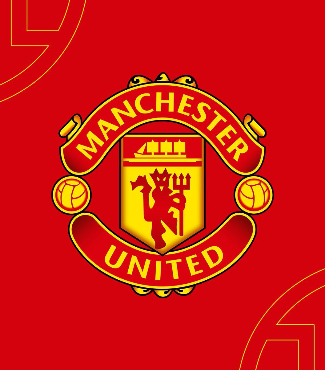 FrankEra_'s tweet photo. 🚨🤨 | NEW:

The majority of Manchester United players who aren't on international duty have been given the WEEK OFF.

However, a few have been reporting to Carrington to complete individual work and light training.

[@StevenRailston] https://t.co/WLKCyxxXtz