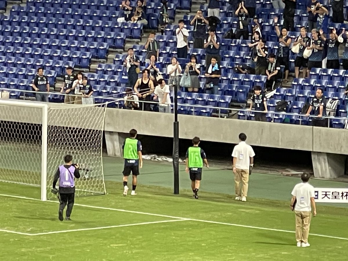 PBW_music's tweet photo. ガンバ大阪 vs 徳島ヴォルティス

流石に個の能力の差で5-0の圧勝

オーガナイズさえ出来れば
これくらい出来るんだから
リーグ戦沈んでるのが本当に勿体無い
代表ウィークで立て直して欲しいね

福岡と徳真が挨拶に行ってよかった
ポヤトスも徳島だしリスペクトは大事

#ガンバ大阪 #徳島ヴォルティス https://t.co/90NqG34zwx