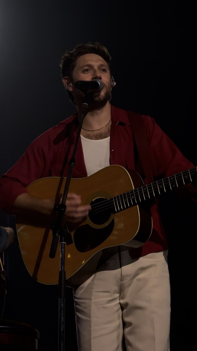 IIanetM's tweet photo. me encanta su sonrisa 😭 https://t.co/ypr45xmdcC