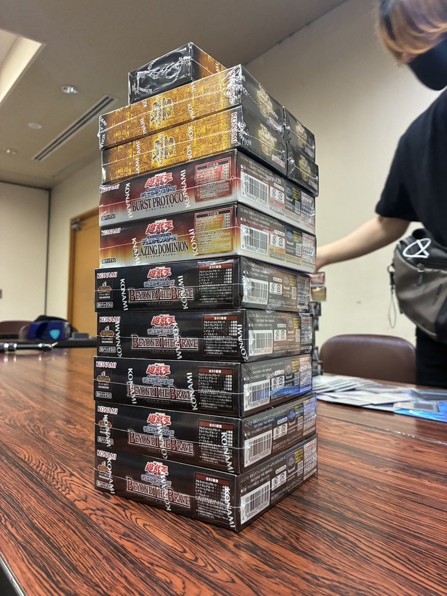 pikopiko7911's tweet photo. kintaCS5人チーム
使用:磁石アダマシア

1.M∀LICE　○☓○
2.妖精伝姫　○☓○
3.閃刀姫　○☓○
4.獄神GS　☓☓
5.ヤミー　○☓○

トナメ
6.シード
7.M∀LICE　○☓☓

チーム6-0　個人4-2　優勝
チーム組んでくれたふぁぬ様、SHOさん、むとさん、K有難う御座いました。
サプライ賞も貰って最高👍 https://t.co/nrq5EG0Tde