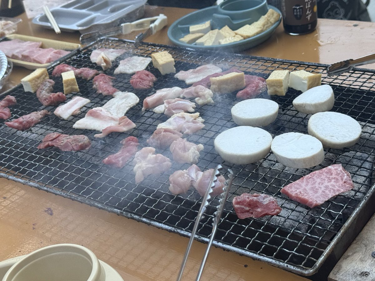 vulcan_301's tweet photo. あーーーーーー昼から食べた飲んだ飲んだ飲んだ。 https://t.co/Y8AEMilmOO