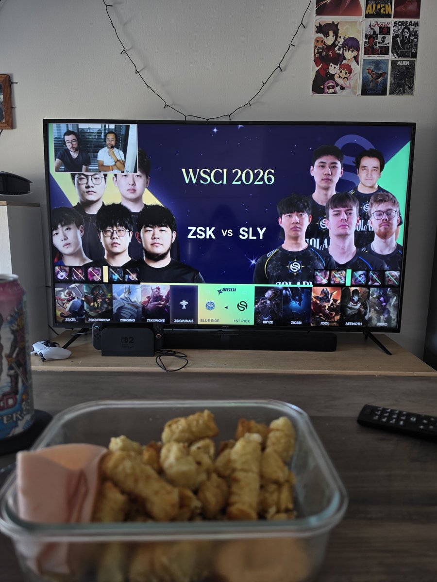 Noodles6_'s tweet photo. J’ai vu sur tel ce matin je vois sur grand écran mtn #SLYWIN https://t.co/GDsuMx2k9O