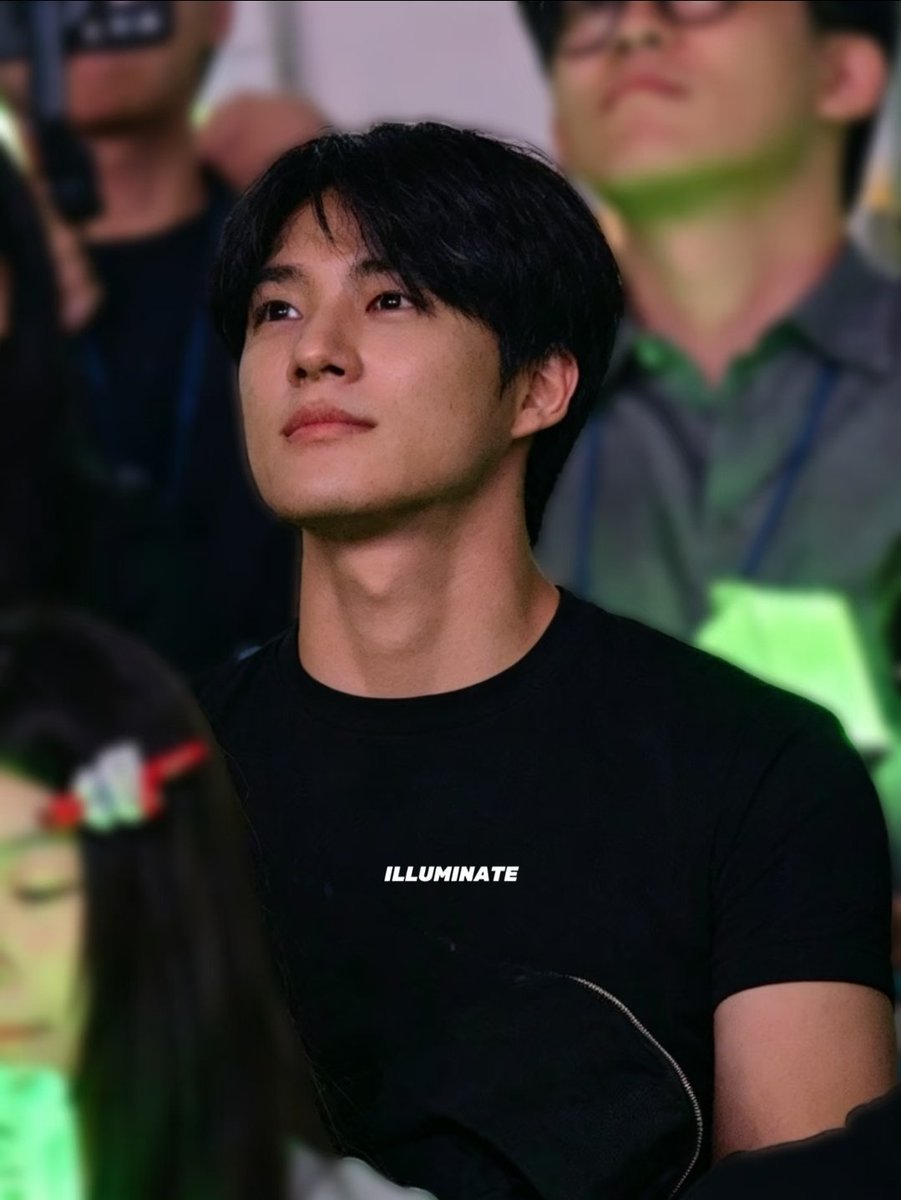 flavourye's tweet photo. GANTENG BGTTTT https://t.co/XwOjnpuzea