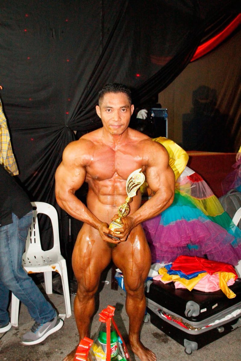 EricJupiter001's tweet photo. Oh my god, handsome bodybuilder has big body 🥰

📍Preview Group : https://t.co/jkvJQlC8X1

📍Admin : https://t.co/SnPl7NCqld https://t.co/opRQWgT5YN