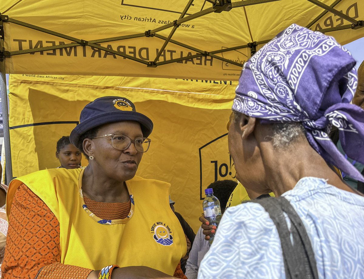 GautengHealth's tweet photo. MEC for Health and Wellness, @FaithMazibukoSA, is leading the #Siyabaphilisa Outreach Programme at Lawley Extension 10 informal settlement, where the Gauteng Department of Health is bringing quality healthcare services directly to residents. The initiative aims to improve access to healthcare while promoting prevention, early detection, and timely treatment of illnesses. 
#AsibeHealthyGP #Siyabaphilisa #GrowingGautengTogether