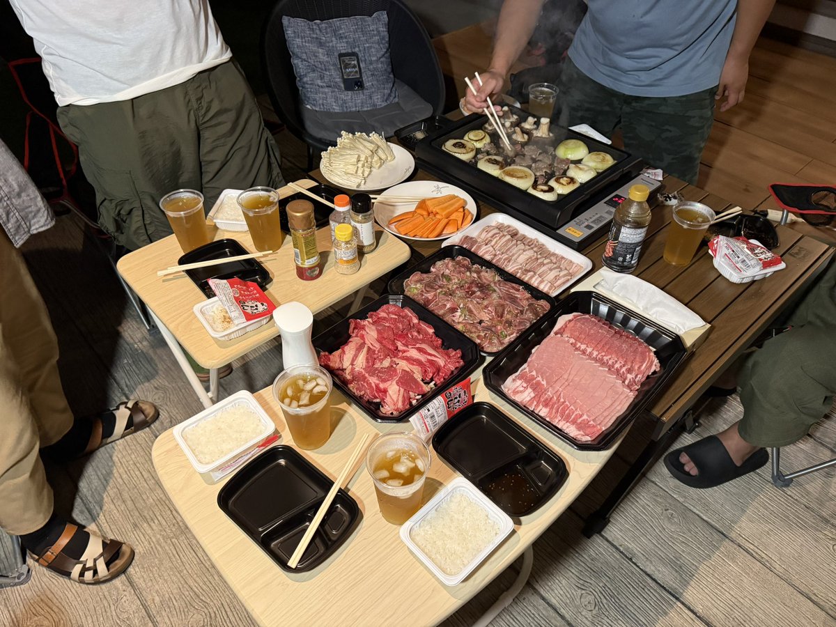 minitomaty's tweet photo. 夏の終わりの焼肉 https://t.co/0vK6rLWh39