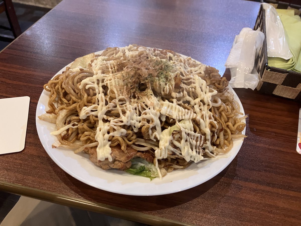 bk4yf's tweet photo. @yu_yuhan42 
クソ量多かったけど食べ切った！褒めて！ https://t.co/dL4gXkO9vQ