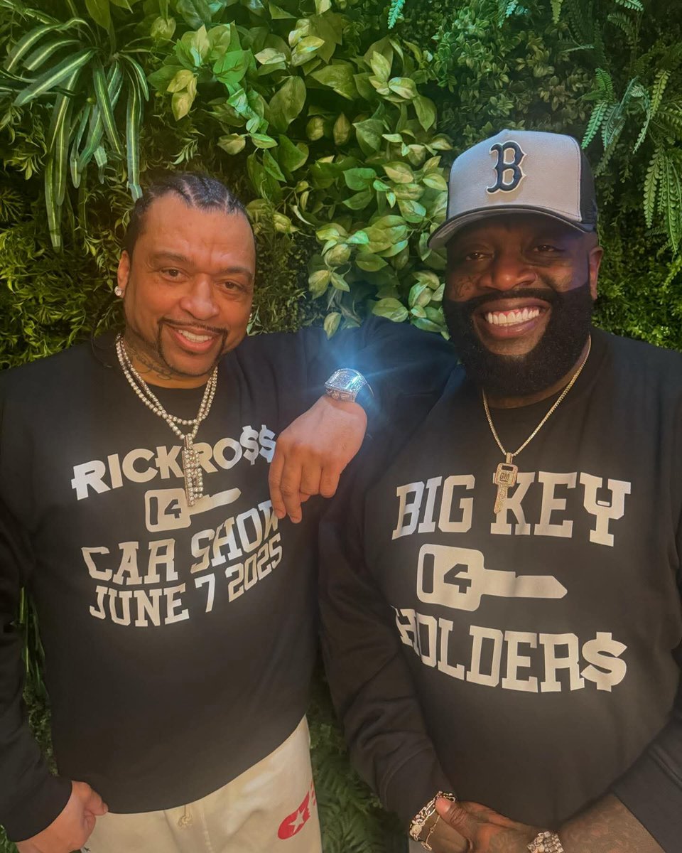 TymurGolovin's tweet photo. #BIGMEECH #RICKROSS #BMF #BMF4LIFE https://t.co/K9WEkh7hFb