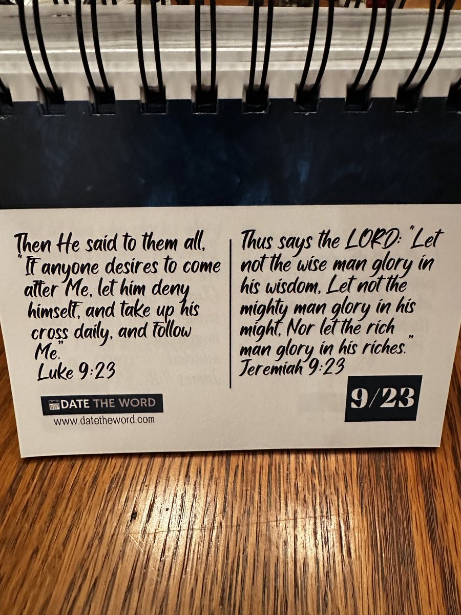 DwayneCarson's tweet photo. @ Breakfast Bible @ Bed for September 23 (9/23)
#Datetheword https://t.co/emCT3Fje9l