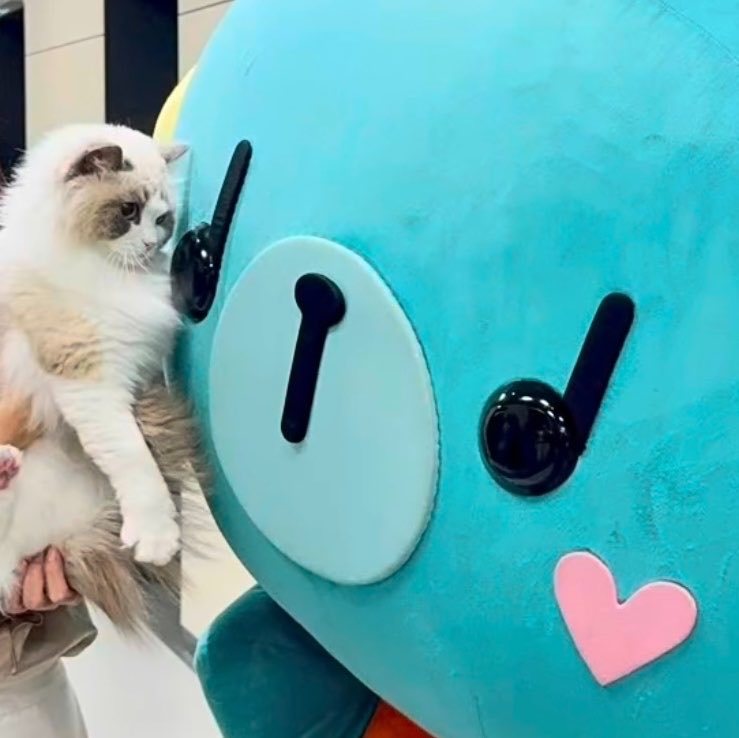 anaeheimn's tweet photo. my fav duo hanabi &amp; permpoon 🥺🩵 https://t.co/2zBQQ4uqzV
