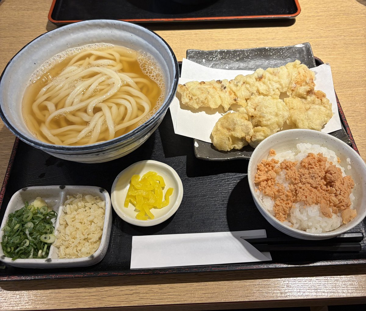 KoyaMovie's tweet photo. うどんランチ行ってきました https://t.co/rk10mMQ5pH
