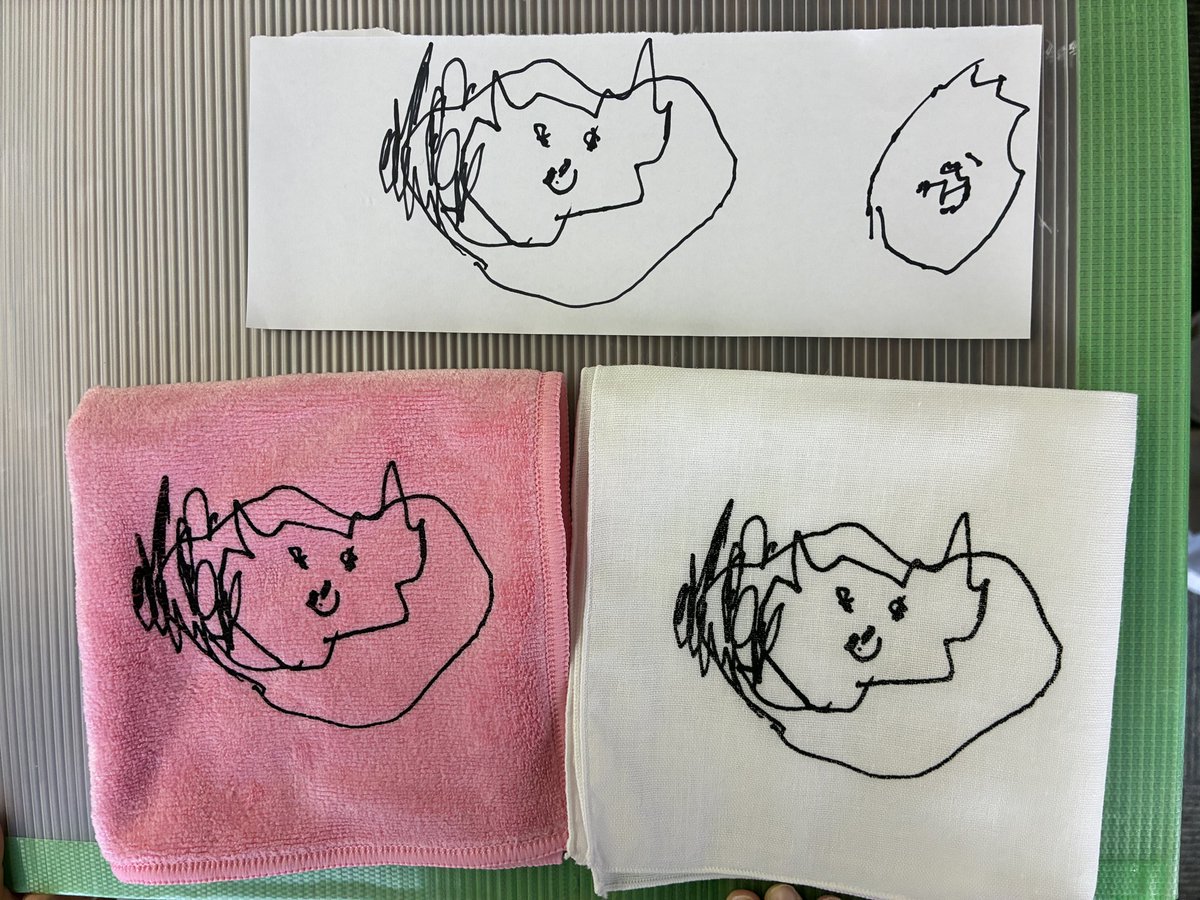 mojimoji_mie's tweet photo. 9月21日
白山町@やまちょうさんにてシルクスクリーンWSを開催！
もっとやっちゃえ！シルクスクリーン！なんて思う、歓声いっぱいの日でした〜 https://t.co/HJBZOGIrzS