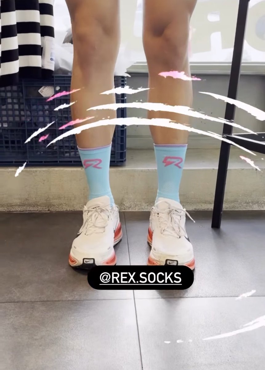 mxllxm3's tweet photo. มาแน่ฮับอ้วง 🧦🫐
เถ้าแก่น้อยแม้กแม้กมาแร้วฮ้าฟฟฟ

#.ถุงเท้าที่ดีที่สุดของฉัน
#.ลูกฉันเป็นคนเก่ง https://t.co/IcNMKBkhbB