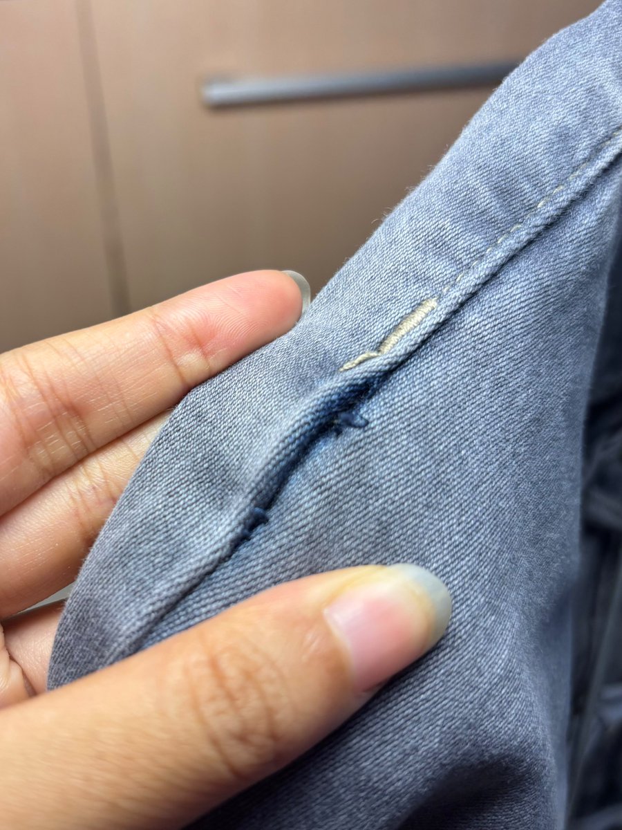 annisdanimin's tweet photo. WTS / WANT TO SELL

Preloved jeans abu

📌 IDR 65k

Available oren, gratis ongkir✨
- excl admin (disarankan splitpay biar murah)

#prelovedbyannisdanimin https://t.co/tweNISUOig