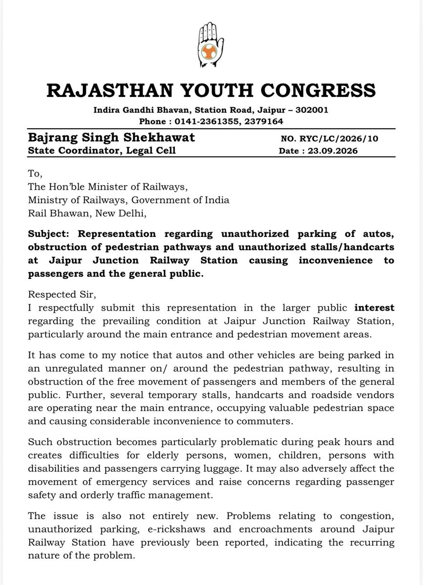bajrang1999's tweet photo. जयपुर रेलवे स्टेशन के मुख्य द्वार के पास पैदल मार्ग पर अवैध ऑटो पार्किंग व ठेला-थड़ी से यात्रियों को हो रही परेशानी के संबंध में पत्र भेजकर पैदल मार्ग अतिक्रमणमुक्त कराने एवं आवश्यक कार्रवाई का आग्रह किया है।
@RailMinIndia @RailwaySeva @NWRailways @JaipurPolice @INCIndia @IYC https://t.co/GKw9CjumQG