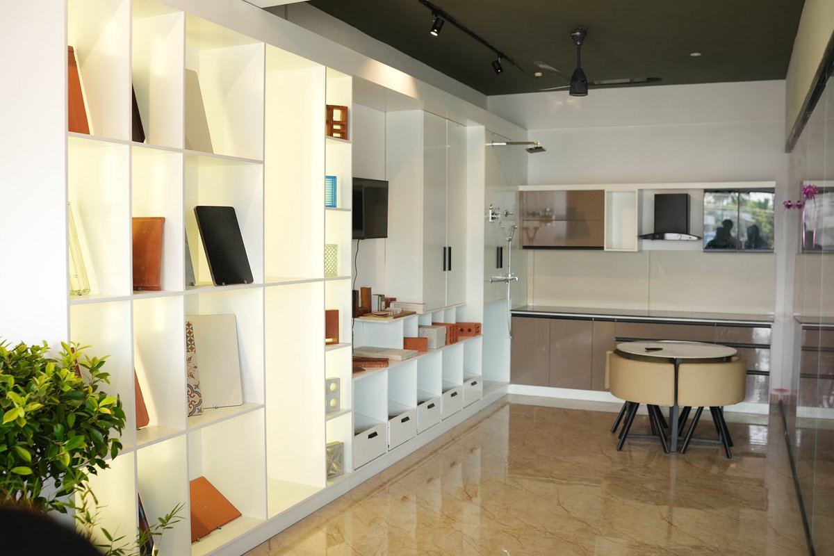 GilmaDicker5's tweet photo. Explore our brand-new office and experience centre—designed with vitality and perseverance to help us conquer our dreams. Earthen Scale Design Consortium https://t.co/1K4Qc3jWoU