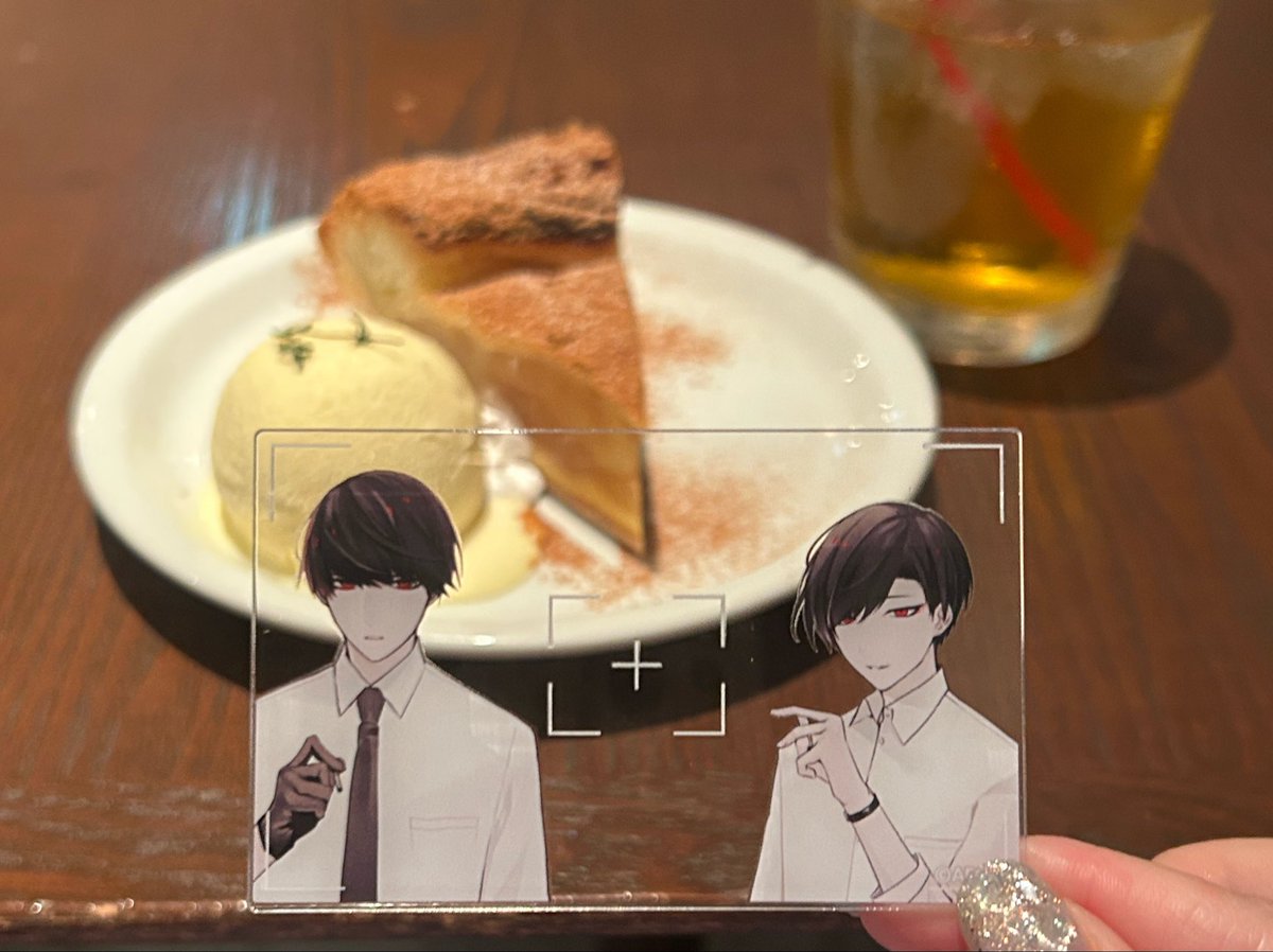 080_2002_1011's tweet photo. 健啖家と飯を同じ画角にいれられるこのグッズ神 https://t.co/uhhASQUXHs