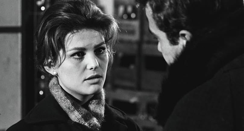 marincine's tweet photo. Hace un año murió, a los 87 años, la actriz italiana Claudia Cardinale, de gran belleza e innegable talento; estelarizó filmes fundamentales: Rocco y sus Hermanos, El Gatopardo, 8 1/2; protagonista de El Bello Antonio, La Chica de Bube, El Silencio del Diablo, triunfó también en producciones internacionales (La Pantera Rosa, Los Profesionales, Érase una Vez en el Oeste, Jesús de Nazareth, Fitzcarraldo).