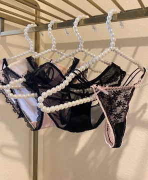 Taisonbjx's tweet photo. 業者じゃない男の人いますかー？

 暇すぎて秒でDM https://t.co/gvXphSfo4s