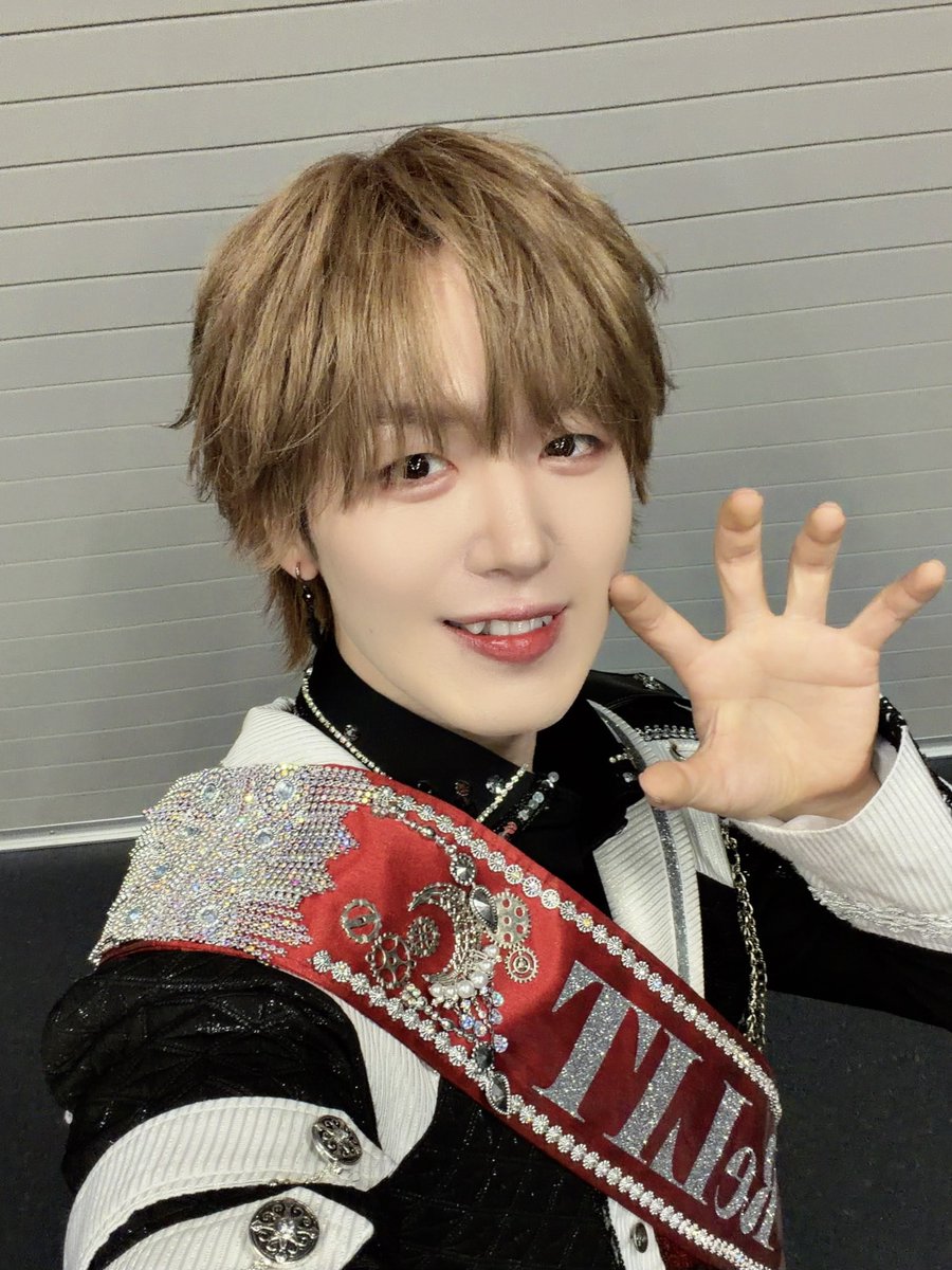 ayanoren_ReL's tweet photo. パラゴンさんSUMMER TOUR 2026
『PARAGON DINER ~ご注文はパラゴンだよね♡~』
東京公演OPAありがとうございました！🐼🐲

夏ってほんとに尊い！ご一緒できて、ライブを見届けることができてうれしかったです！

ツアーファイナル
おめでとうございます( ◜◡◝ )❤️
#パラゴンダイナー https://t.co/01UHriCHdj