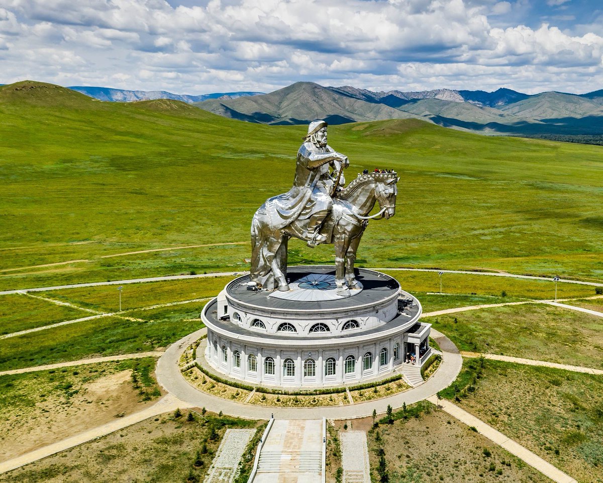 Thedoneon's tweet photo. Genghis Khan Statue Complex

it was for the nezzera contest but i misread the dates and didnt have time to properly finish it sadly

#nezzera #roblox https://t.co/Ft0Sh3iepV