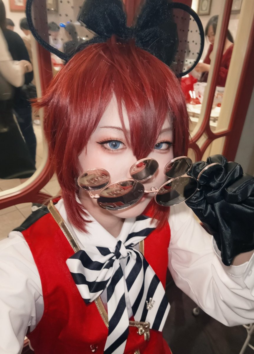 Mikuru124's tweet photo. 人生初仮装〜 楽しかった！！
#dハロ仮装2026 #Dハロツイステ  #Dハロ仮装  #twstレイヤーさんと繋がりたい https://t.co/xfSZBqEJt9