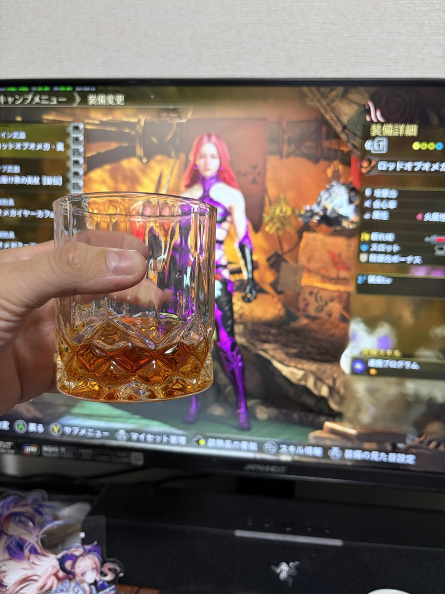 HUGET1VE's tweet photo. ぐらんぶる見てて流石に烏龍茶はねぇだろと思ってたけどこうして見ると案外それっぽいのか？ https://t.co/oxC66uahJk