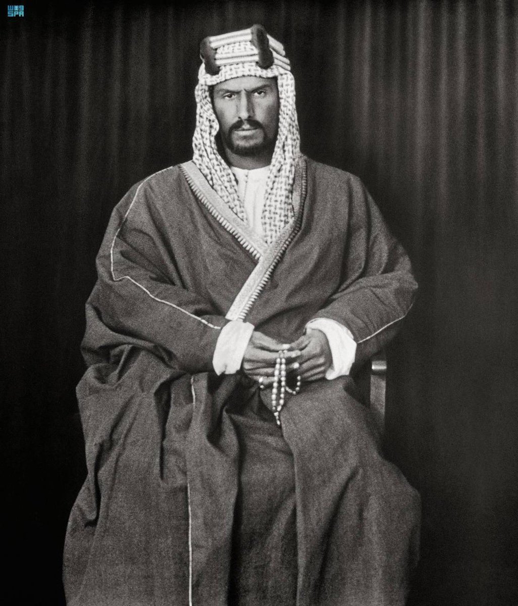 st3am_sa's tweet photo. أن العظيم وأن توسد تحت الثرى
يبقى على مرّ العصُور عظيماً 

كل عام و وطننا وقيادتنا وشعبنا بألف خير 🇸🇦💚 https://t.co/HhDjUPPzdK