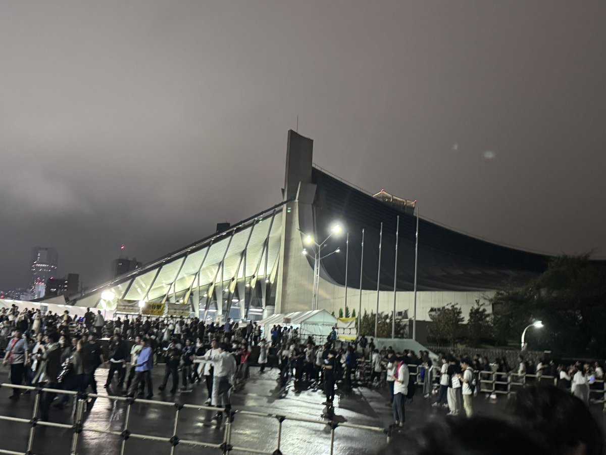 nm7gifu's tweet photo. 2日間席運も良く大満足！特に2日目は遠征のため今までなかなか参戦できなかったから満足度高い！ファンクラブイベント、それから夏のツアーのチケット当ててまた参戦したい！！2日間動きすぎて足に2箇所マメができて痛いけど、安全に気を付けて岐阜に帰ります！ありがとう！
#水樹奈々　#LIVE_GRACE https://t.co/bX7iOkJwNR