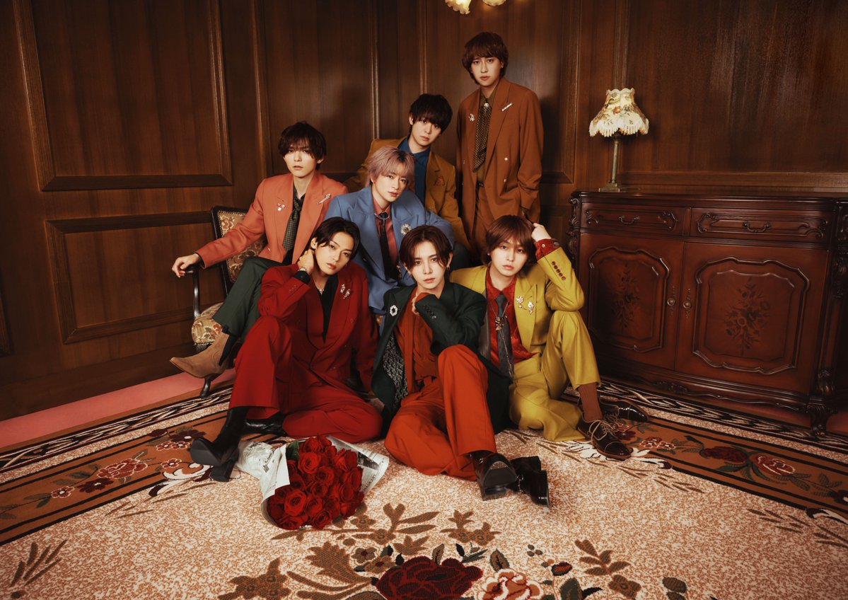 JUMP_Storm's tweet photo. ⚜️━━━━━━━━
New Album「Juliet」
　集合アー写解禁！
━━━━━━━━━⚜️

11.11(Wed)リリース！

ぎゅっと固まる7人と
バラが織りなす、
クールで、スマート、
でもキラキラが褪せない、
新アー写誕生です。

#Juliet https://t.co/7jj6gMCiSE