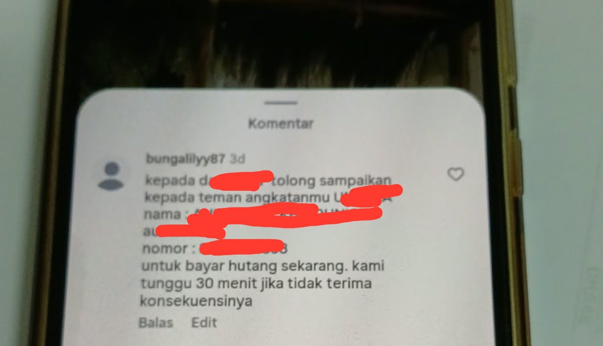 satisfyinc's tweet photo. temen2 pleaseee tolong bantu report akun ini yaaa dia udh doxxing aku dan spam di komen ig temenkuuu huhuuu #wargadebtfree 

https://t.co/nGhvD3oCeN https://t.co/TywO6SSyhu