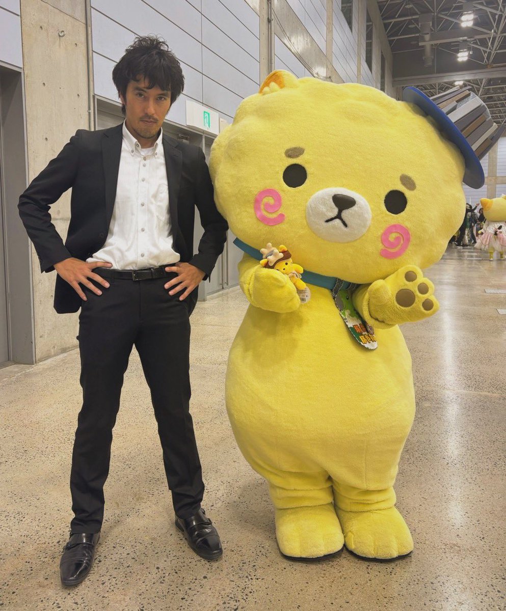 fukui_sakai's tweet photo. 野崎ちゃんてな鳥取県庁の職員ちゃんと遊んだざ꒰ᐢ´• ·̭ •`ᐢ꒱ﾉ
#VIVANT https://t.co/mlxDzYsHmx
