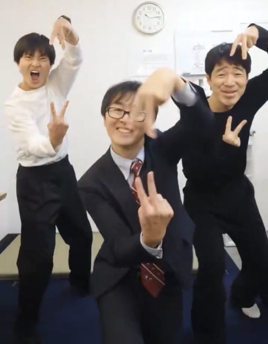 HKSNNGUDNB's tweet photo. エロゲってゲームである必要あるのかと聞いてくるやつを全員殺すために生まれたゴーレム https://t.co/IuGVerVf5f