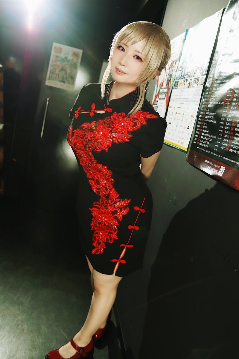 42_chan_'s tweet photo. さぶらぶで久々コスプレしてきたよー！
バンビさん狙い撃ちありがとう✨🙏
次回の最終回も全力で楽しむ！！

1枚目📸 ばくさん @bakuchin 
2枚目📸 ぱくさん @_hitonokuzu 
🌂🕸  翔子@shoko351_chu 

 #さぶらぶ  #メロフレ https://t.co/nq6c3j5bSU