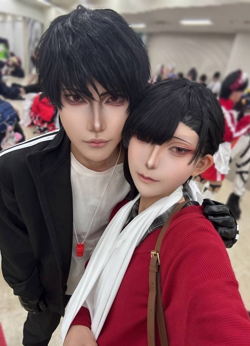 harukaze_co's tweet photo. コスプレ　大穢　　学パロ衣装

大有でアコに出張に来ていました
とても楽しかったです

大崎→自分
有明さん→@na_6_gi https://t.co/SArOzAnIDf