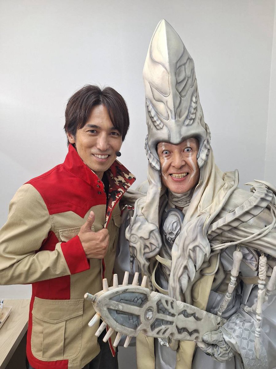 gibson_703's tweet photo. 呉越同舟じゃ！
＃ボウケンレッド
#ガジャ様
#ボウケンジャー20周年 https://t.co/dpqndnMx5y