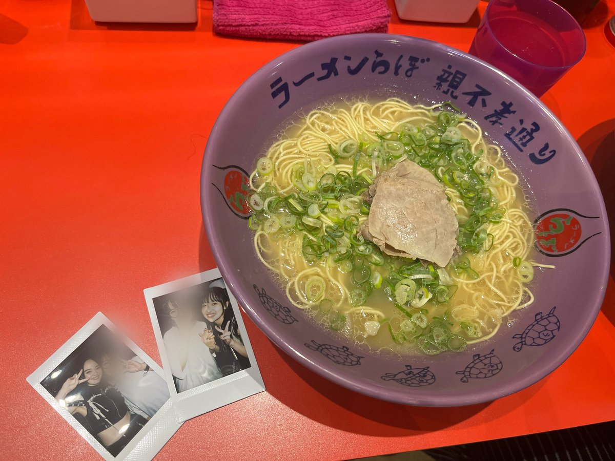 winner108's tweet photo. PIGGS福岡最後のラ後のラ。
お店の方が
「今日PIGGSやったん？」
って言ってPIGGS流してくれて🎶
これが最後なんやなぁ〜
とか
親子の時間をいっぱい作ってもらったなぁ〜
とか
しみじみ。
ここでも泣くとこだった
あぶねぇ〜 https://t.co/JiguZ7HtGG