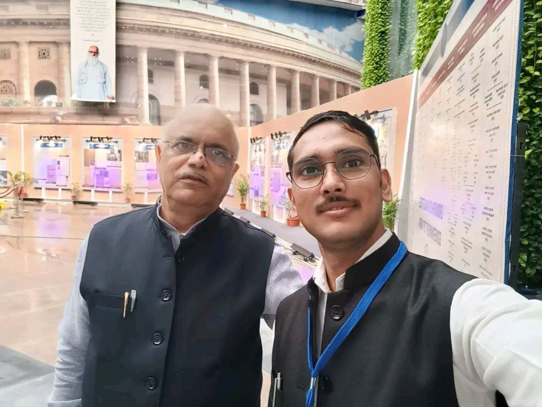 Arjunbjp44's tweet photo. भारतीय जनता पार्टी के वरिष्ठ नेता आदरणीय श्री @Vinay1011 जी को @BJP4Delhi भाजपा का प्रभारी बनाए जाने पर हार्दिक बधाई एवं शुभकामनाएं।

आपके ऊर्जावान नेतृत्व, संगठनात्मक अनुभव और समर्पण से दिल्ली में संगठन को नई मजबूती और नई दिशा मिलेगी।

@BJP4India https://t.co/13REGq5Y5R