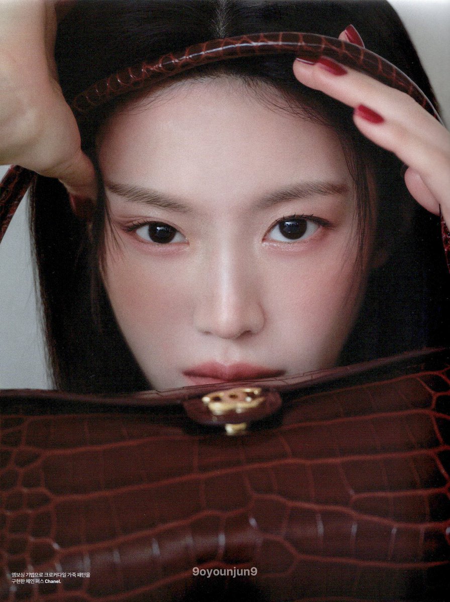 younjungsource's tweet photo. Go Younjung for Marie Claire October Issue (2026) ✗ Chanel @CHANEL [SCANS]

© 9oyounjun9 (x/twitter account)

#GoYounjung #고윤정 #高允貞 #ゴユンジョン https://t.co/rghFh3SH58