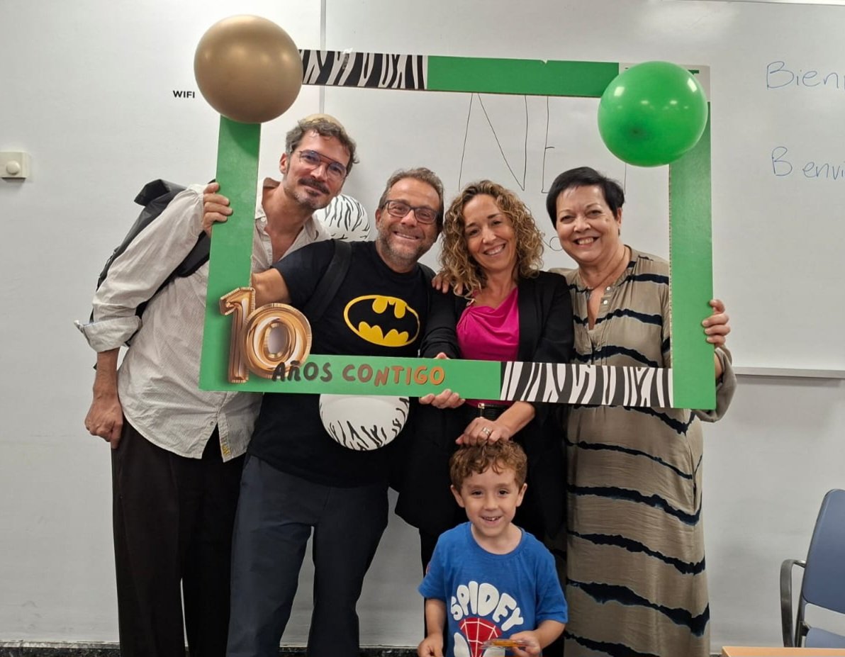Netespana's tweet photo. Compartimos momentos inolvidables de nuestra reunión en #Valencia @ADEITUV con @drdelolmo_mbel @GrupoGetne @SOMArmonia y José Manuel Lobán
Destacamos la importancia de conocer nuestra QoL,  conocernos mejor y fomentar el autocuidado para mejorar la atención a los pacientes https://t.co/sj5d7wOvvv