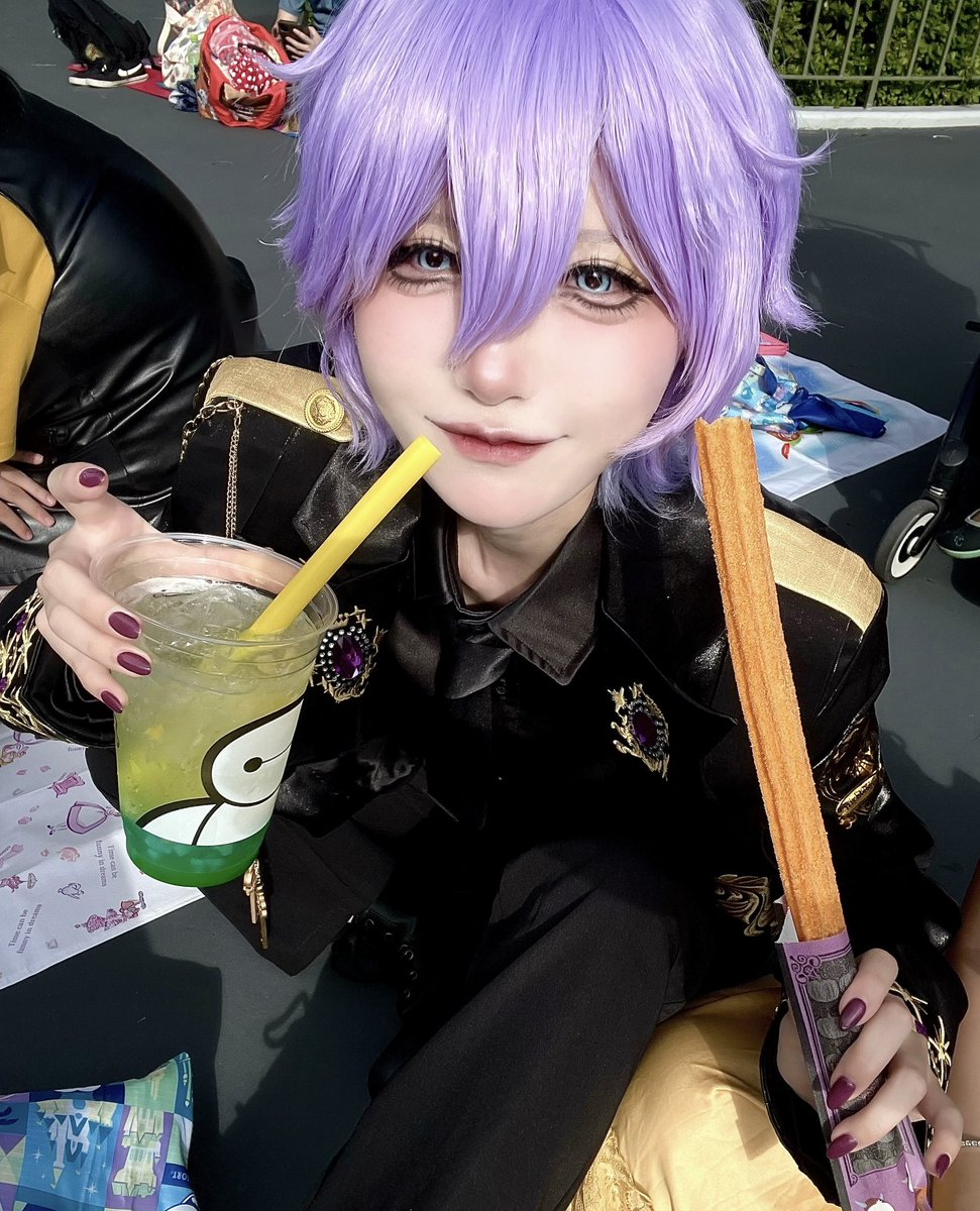 maple_nek0's tweet photo. メチャ・タベル・フェルミエ➰🍽️

キャストさんにヴィル様にバレないようにして下さいね〜💦って言われたჱ̒ ⌯ ·̫ ⌯ᐡ

#Dハロ仮装2026  #Dハロツイステ https://t.co/UJmFRdX3Su