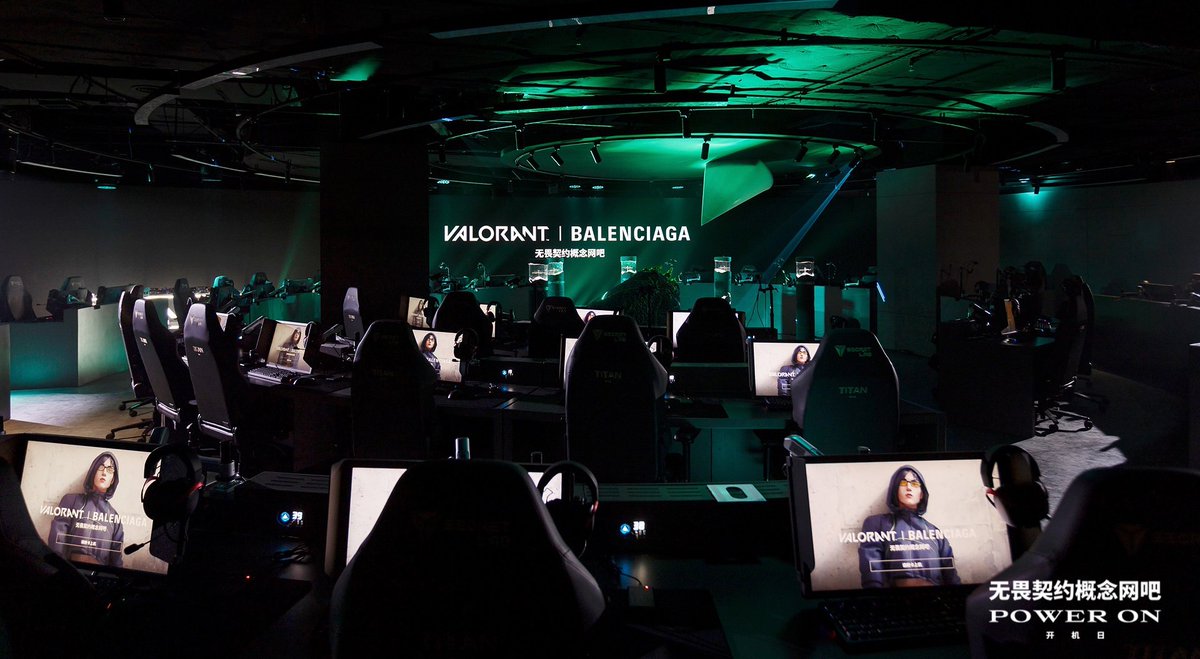 VALORANTLeaksEN's tweet photo. VALORANT | BALENCIAGA https://t.co/cq1Iskueyo