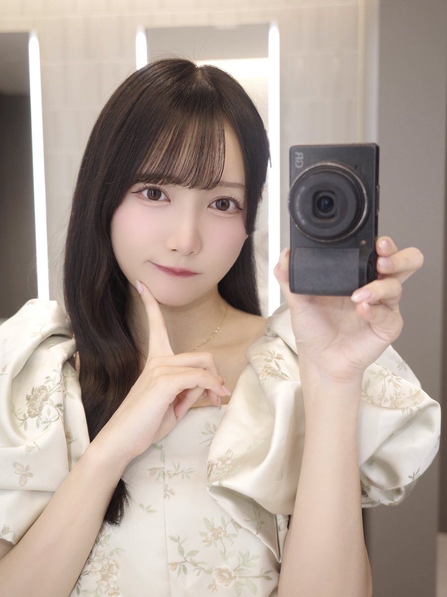 suzuki_hitomi_'s tweet photo. オンラインイベント
ありがとうございました🐈ﾞ

みんなが伝えてくれる愛がうれしくて
今日1日ずっとにっこりしてた👶🏻
流石に好き増しだね〜⸜❤︎⸝

おいしいご飯食べて
明日からも一緒にがんばろ‼︎💭 https://t.co/7fiDYEYCBO