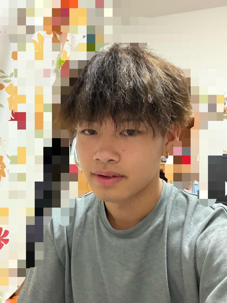 Rito51151's tweet photo. 髪型変えてから子供っぽく見えるようなっちゃった https://t.co/b291nufv77