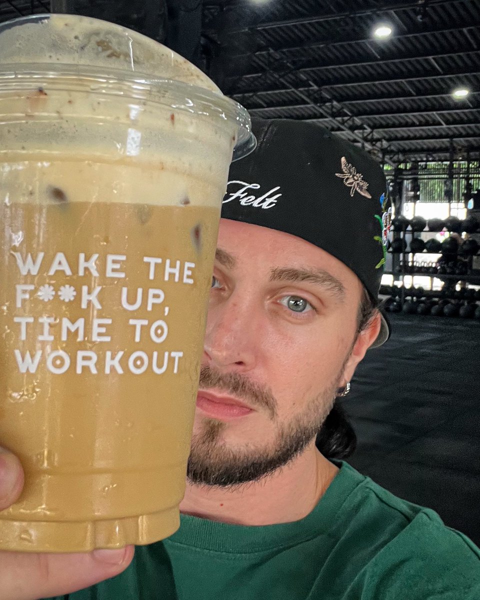 grazzimrazzi's tweet photo. Wake the fuck up, samurai https://t.co/rA2Bz12asf